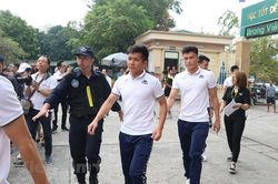 Quang Hải giúp fan giành vé đi Malaysia 'tiếp lửa' đội tuyển Việt Nam