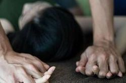 Đột nhập trộm tài sản bị phát hiện, thanh niên 9X khống chế cưỡng hiếp chủ nhà