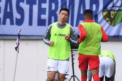 Không tung Văn Hậu vào sân, HLV Heerenveen nói gì?