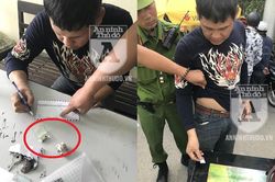 Giấu ma túy cả trong người và xe, đối tượng 'đờ đẫn' khi gặp chốt 141