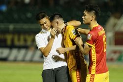 V-League hạ màn: Cuộc chiến căng thẳng của Thanh Hóa và Khánh Hòa