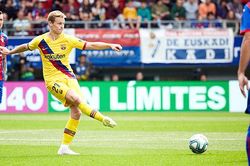 Barcelona 'lên đỉnh' cùng De Jong