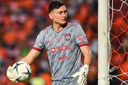 Fan Việt Nam lo lắng khi Đặng Văn Lâm bị CĐV Muangthong chỉ trích