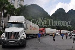 Bộ Công Thương phối hợp cùng tỉnh Lạng Sơn giải quyết ùn ứ nông sản xuất khẩu