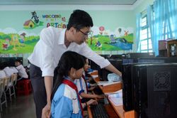 Thầy giáo trẻ 'truyền lửa' đam mê Tin học