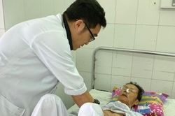 30 phút cứu sống bệnh nhân xuất huyết nguy kịch không cần phẫu thuật