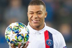 Mbappe xô đổ kỷ lục của Messi ở Champions League