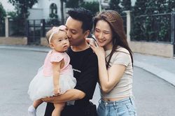 Hot girl Trâm Anh - JustaTee và những đôi yêu nhau theo cách lầy lội