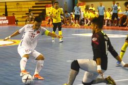 Tuyển futsal Việt Nam tiếp tục dứt điểm tệ