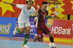 HLV futsal Việt Nam nhắc học trò không sợ Malaysia