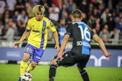 VIDEO Bóng đá Việt Nam hôm nay ngày 23/10: Báo Bỉ chê Công Phượng, V League hạ màn