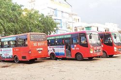 Xe buýt ở Ðồng Tháp xuống cấp trầm trọng
