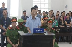 Hai cha con phạm tội giết người sau màn vật tay