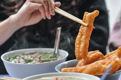 Xuýt xoa 10 món ngon Hà Nội cho tiết trời mưa lạnh