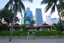 Chủ đầu tư nói lý do chưa thể di dời Ana Mandara