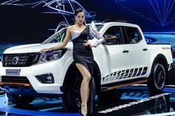 Chi tiết Nissan Navara Black Edition - thách thức Ford Ranger