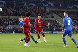 Liverpool: Van Persie hết lời ca ngợi 'siêu phẩm' vẩy má ngoài của Oxlade-Chamberlain