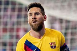 Messi lập kỷ lục 'vô tiền khoáng hậu' trong ngày Barca thắng nhọc