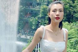 MC Hoàng Oanh đăng ảnh tình cảm bên bạn trai