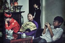 Học sinh trường chuyên biến 'Số đỏ' thành bộ ảnh lễ hội Halloween