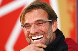 Liverpool thắng kiện, sắp ký hợp đồng tài trợ khủng