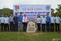 Tuổi trẻ Tổng cục Hải quan bàn giao công trình thanh niên tại Khu Di tích Truông Bồn