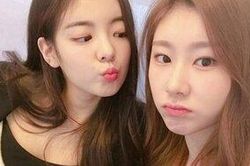 Mới vừa đến Việt Nam, Lia và Chaeryeong (ITZY) đã có hành động điểm 10 trong lòng fan Việt