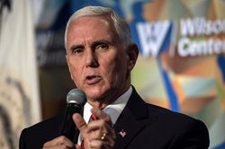 Phó Tổng thống Mỹ Mike Pence chỉ trích Trung Quốc dùng vũ lực trên Biển Đông