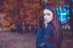 Bí quyết trang điểm đẹp và chăm sóc da căng mịn của 'búp bê Nga' Dasha Taran