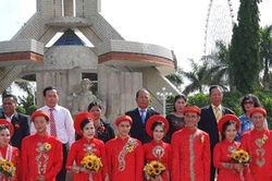 Lời kể xúc động cặp vợ chồng chung sống 10 năm, có 2 con mới được làm lễ cưới