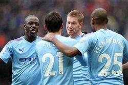 David Silva 'ngây thơ' tranh công của De Bruyne trong ngày đi vào lịch sử