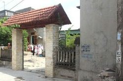 Chồng chém vợ và bạn trai của vợ trọng thương