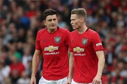 Đội hình tiêu biểu vòng 10 Premier League: Maguire, McTominay góp mặt