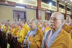 Ni giới Việt Nam làm đẹp cho đạo, làm tốt cho đời