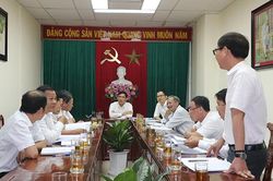 Không để mùi hôi của trại heo làm ảnh hưởng đến Cơ sở điều trị nghiện ma túy