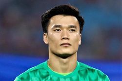 Dự bị sau Phí Minh Long, cơ hội nào cho Tiến Dũng ở SEA Games?