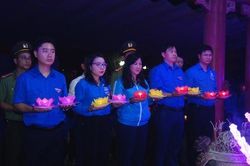 Tuổi trẻ Nghệ An thắp nến tri ân, kỷ niệm 51 năm chiến thắng Truông Bồn