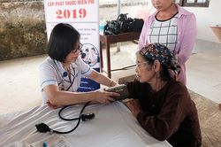 Cổng 1408 đã tiếp nhận 100.000 tin nhắn ủng hộ người nghèo