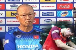 Thầy Park tiết lộ lí do gọi Đình Trọng lên U22 Việt Nam trước SEA Games
