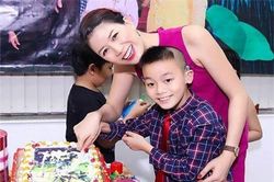 Hành trình Trang Trần 10 năm làm mẹ cậu bé khuyết tật