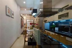 Nhà ống 4 tầng, mặt tiền hẹp vẫn đẹp long lanh