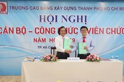 HCC tổ chức Hội nghị cán bộ, công chức và người lao động năm học 2019 – 2020
