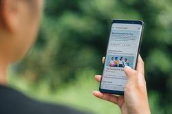 Facebook ra mắt công cụ hối thúc người dùng đi kiểm tra sức khỏe