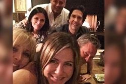 Jennifer Aniston đoạt Kỷ lục Guinness