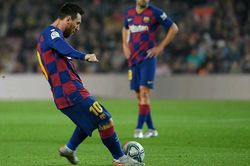 Barca 5-1 Valladolid: Messi sút phạt thần sầu, lập cú đúp bàn thắng và kiến tạo
