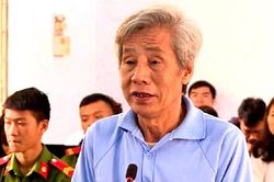 Lừa tiền chạy việc, nguyên hiệu trưởng lĩnh án 14 năm tù