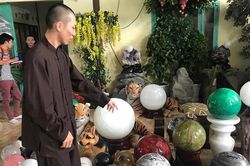 Cha mẹ cô gái 'tố cáo' tịnh thất Bồng Lai với công an thế nào?