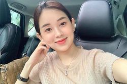 Công khai ảnh thơ ấu, Ly Kute minh chứng cho việc 'xinh từ bé'