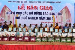 Bình Phước: Trao 17 mái ấm tình thương cho người nghèo vùng biên