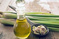 Tác dụng bất ngờ của tinh dầu sả chưa chắc nhiều người biết